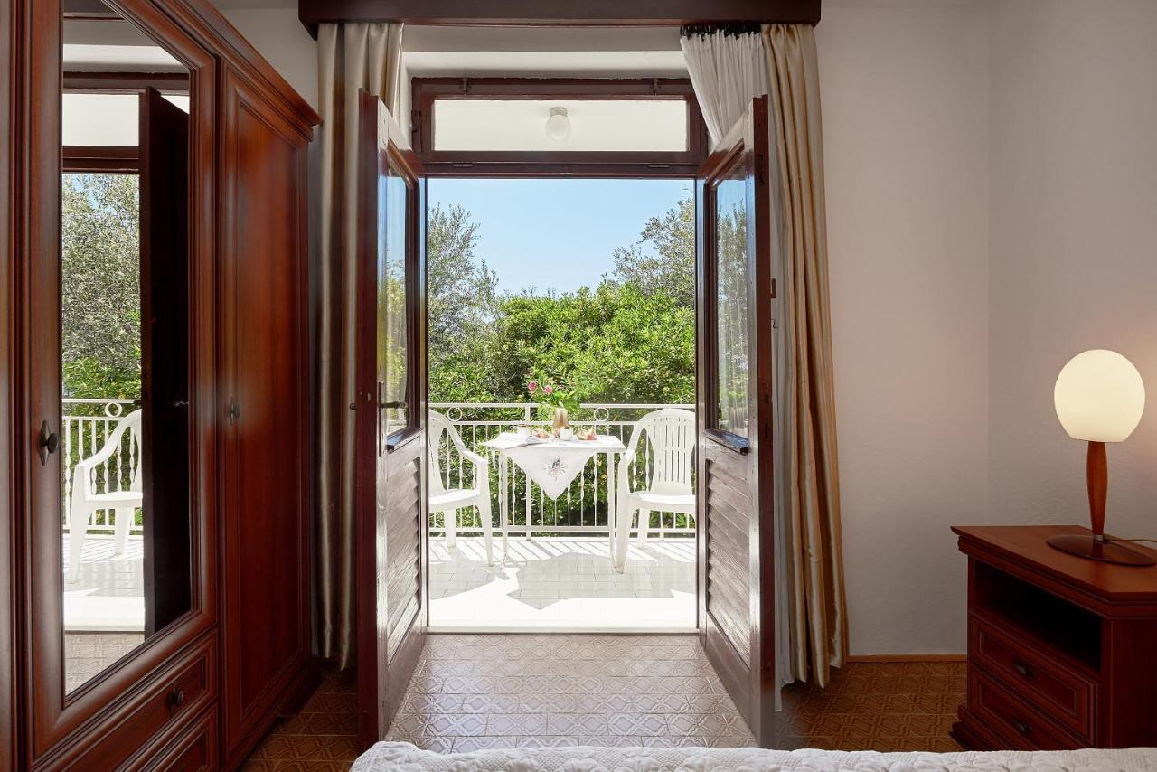 Apartmani Kuca U Maslinama Sveti Stefan Zewnętrze zdjęcie