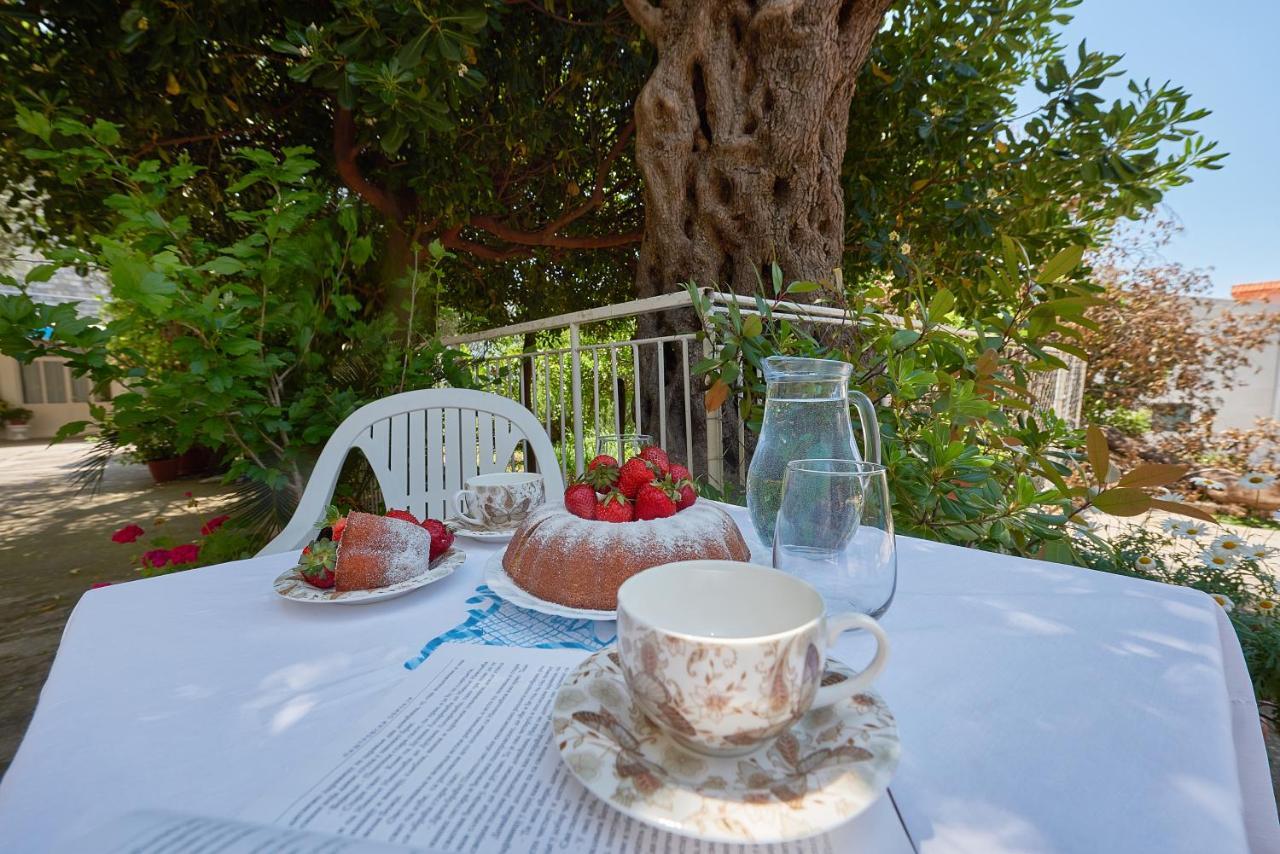 Apartmani Kuca U Maslinama Sveti Stefan Zewnętrze zdjęcie