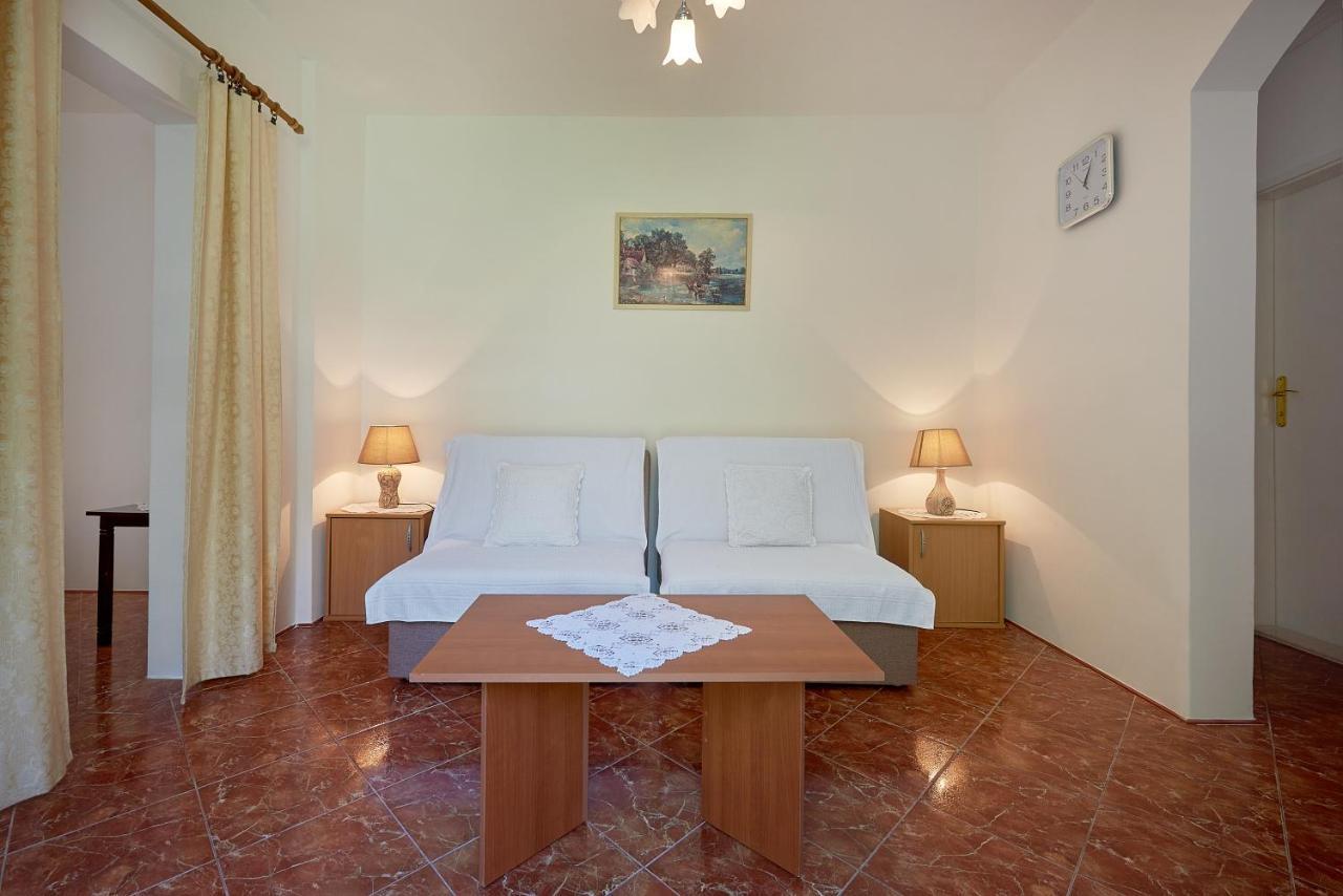 Apartmani Kuca U Maslinama Sveti Stefan Zewnętrze zdjęcie
