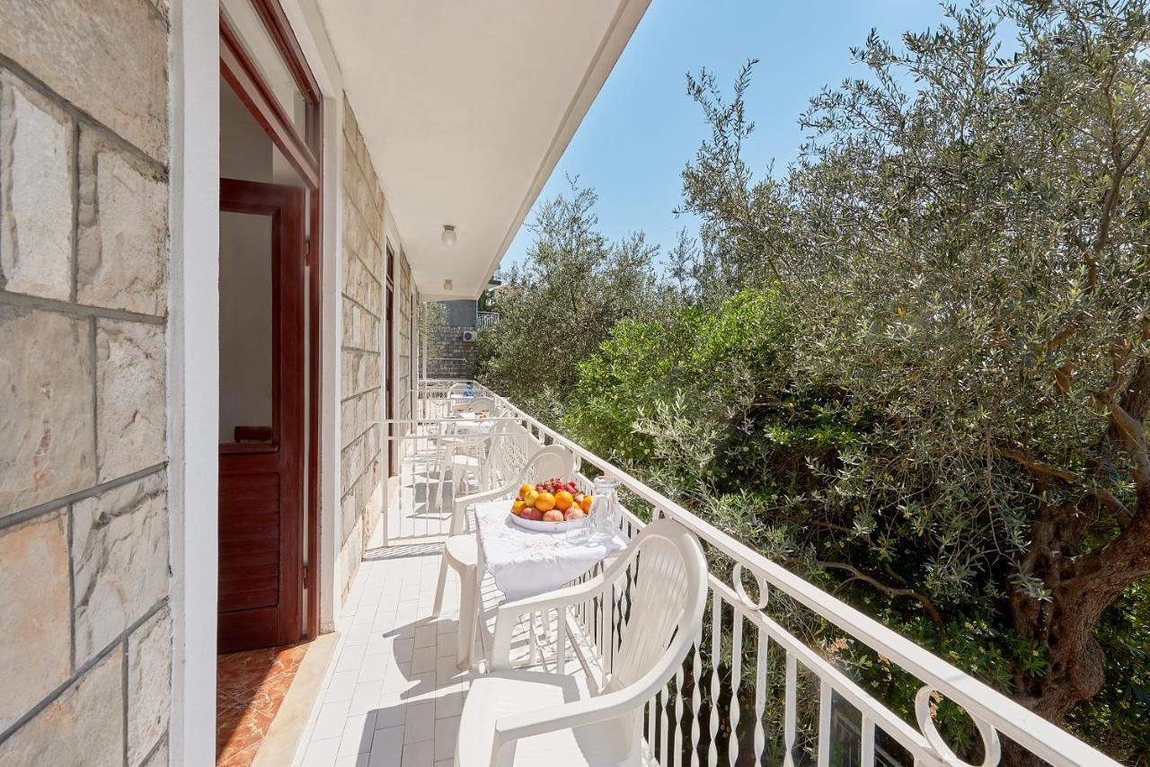 Apartmani Kuca U Maslinama Sveti Stefan Zewnętrze zdjęcie