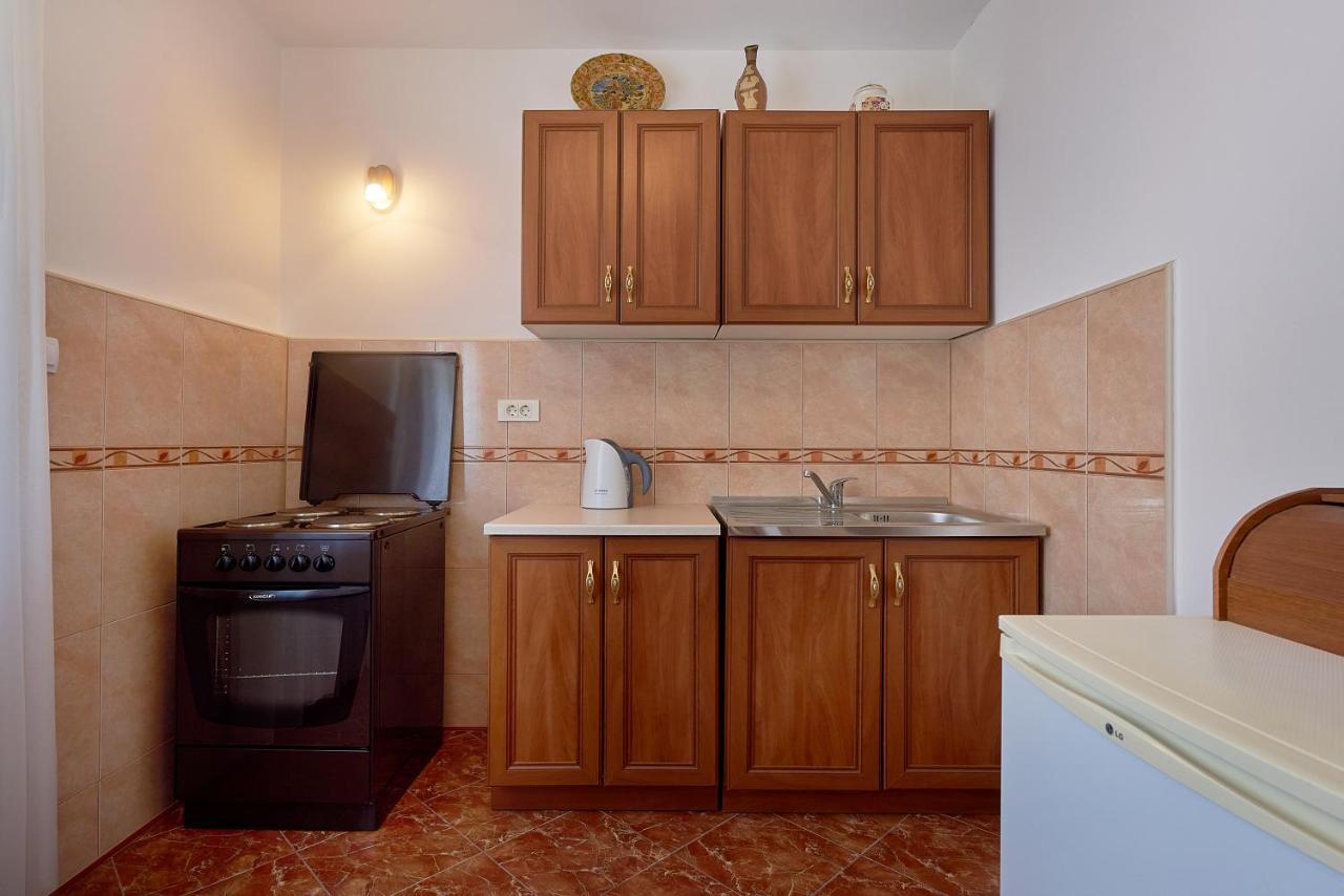 Apartmani Kuca U Maslinama Sveti Stefan Zewnętrze zdjęcie
